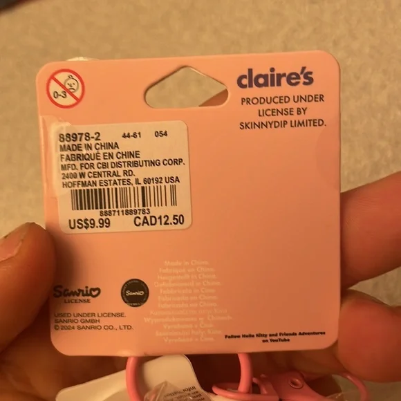 Hello Kitty Keychains - Picture 3 of 3